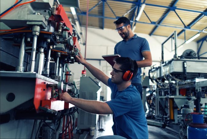 Manufacturers prevent downtime with IT support
